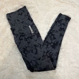 Gymshark Seamless Animal Butt Scrunch Leggings: size S
